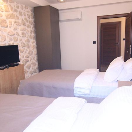 Apartmani Fantasia Cetinje Exteriör bild