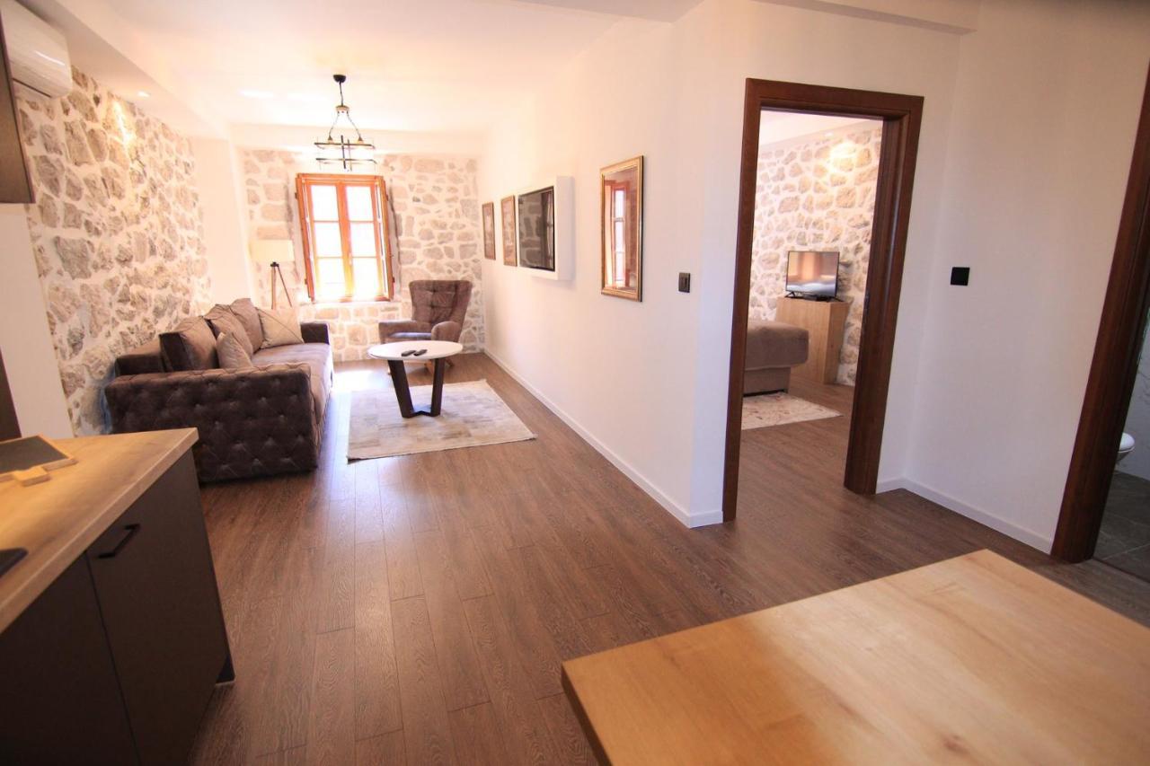 Apartmani Fantasia Cetinje Exteriör bild