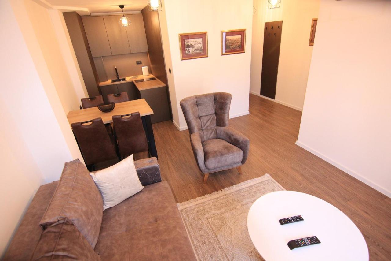 Apartmani Fantasia Cetinje Exteriör bild