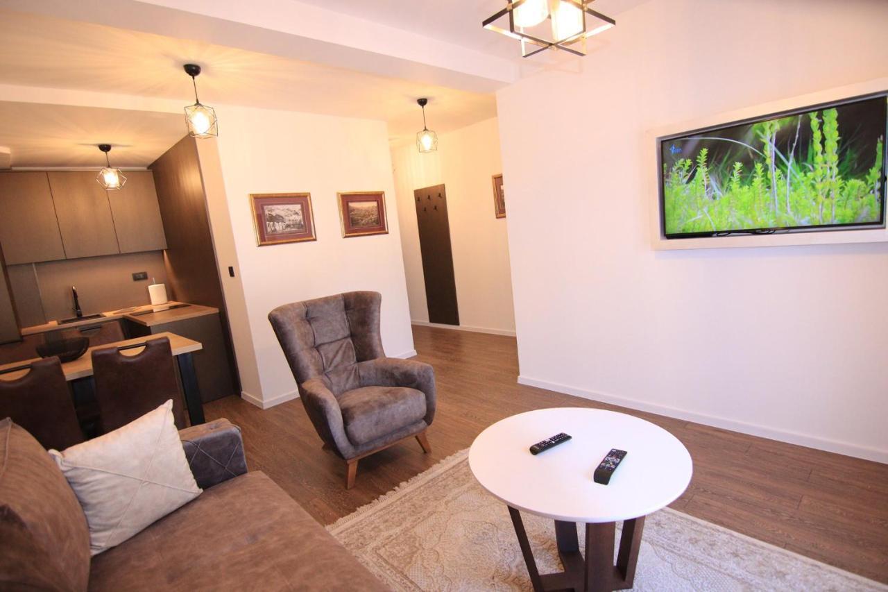 Apartmani Fantasia Cetinje Exteriör bild