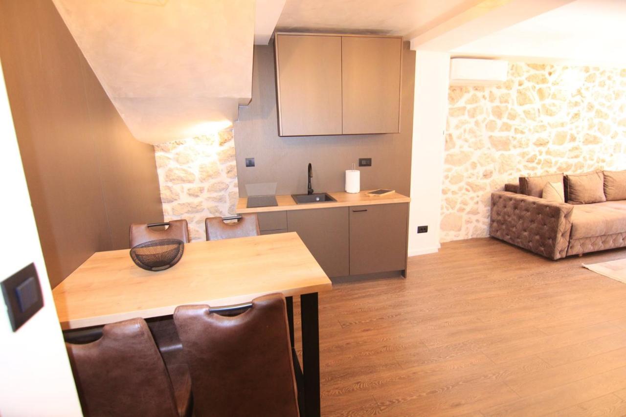 Apartmani Fantasia Cetinje Exteriör bild