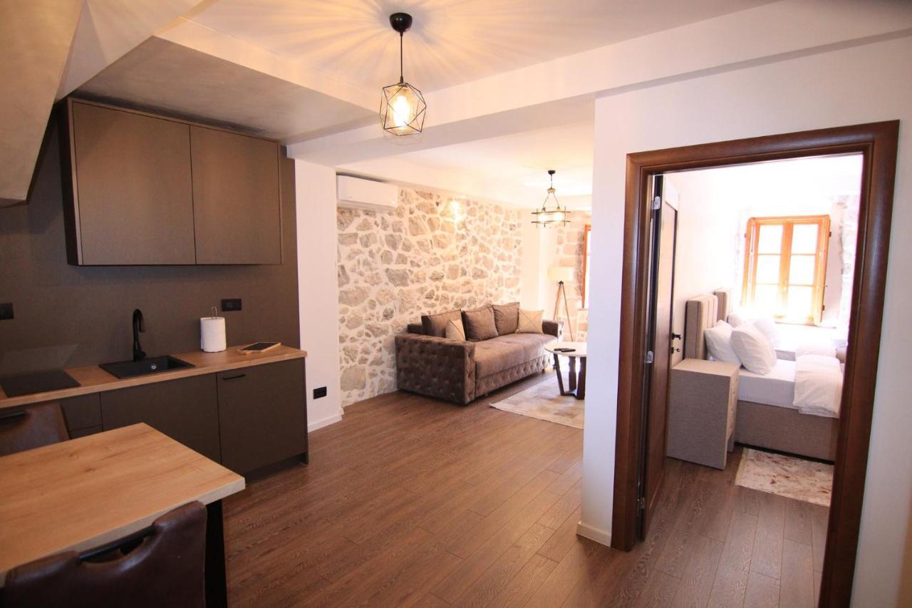 Apartmani Fantasia Cetinje Exteriör bild
